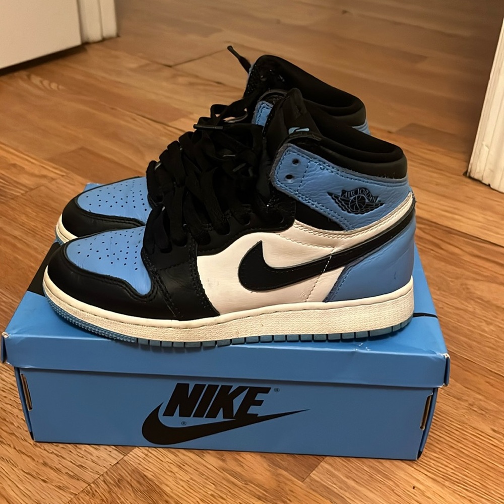 Air Jordan 1 High Unc Toe
